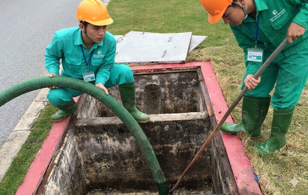 Dọn dẹp vệ sinh sạch sẽ sau khi thông tắc